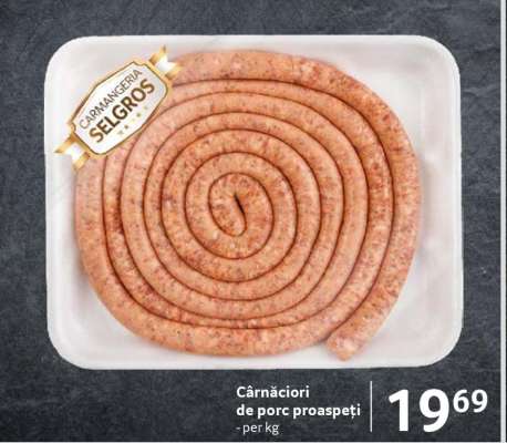 Cârnați de porc proaspeți