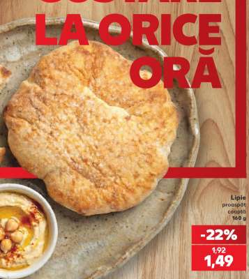 Lipie proaspăt coaptă