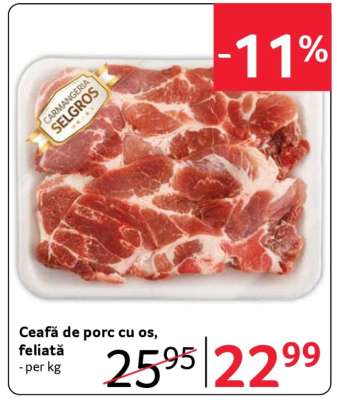 Ceafă de porc, cu os, feliată