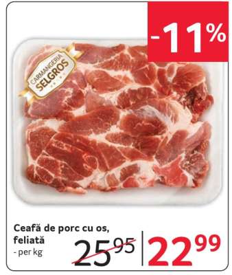 Ceafă de porc, cu os, feliată